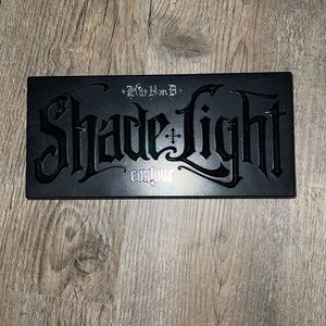 KAT VON D SHADE LIGHT CONTOUR